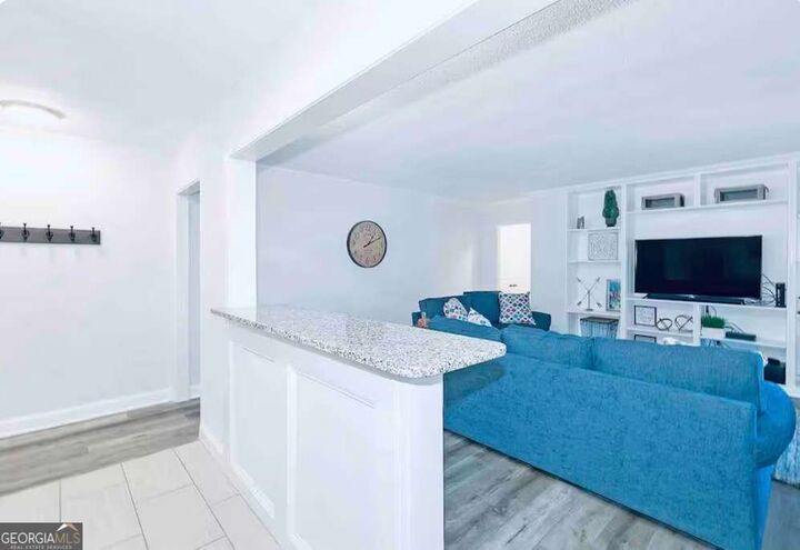 Property Photo:  300 Peachtree Street NE 10O  GA 30308 