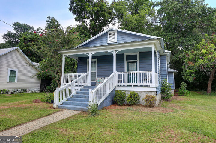 Property Photo: 312 Oak Street GA 31792