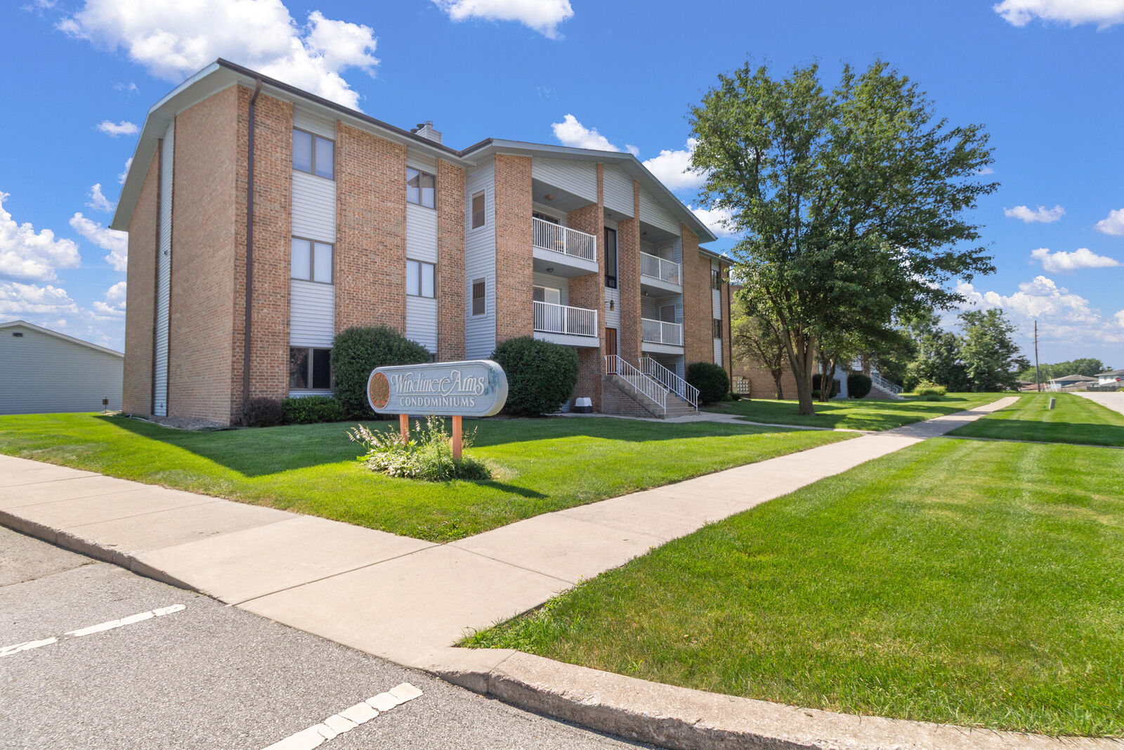 Property Photo:  9621 Merrillville Road 304  IN 46307 