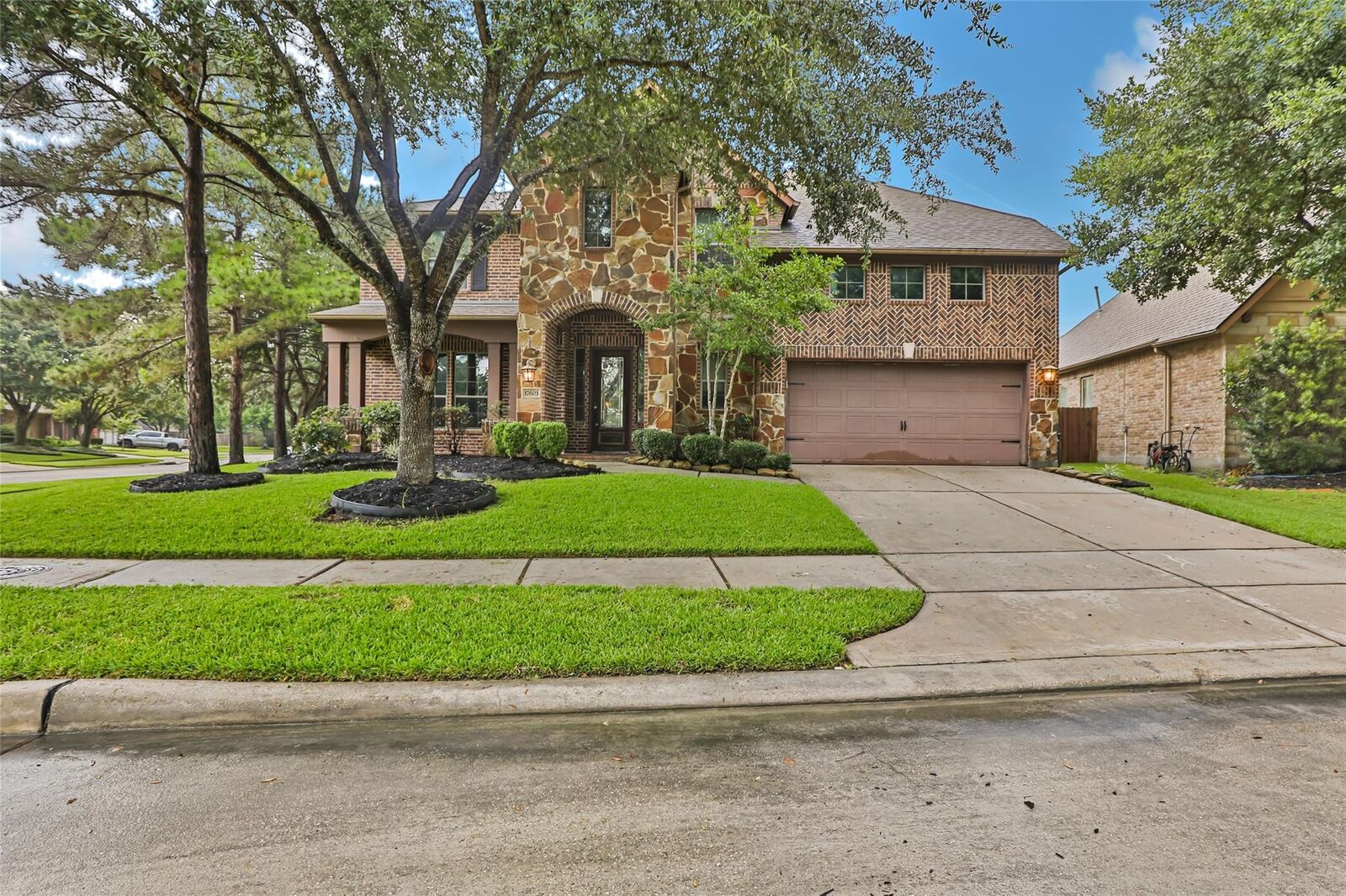 Property Photo:  17603 Boysen Court  TX 77346 