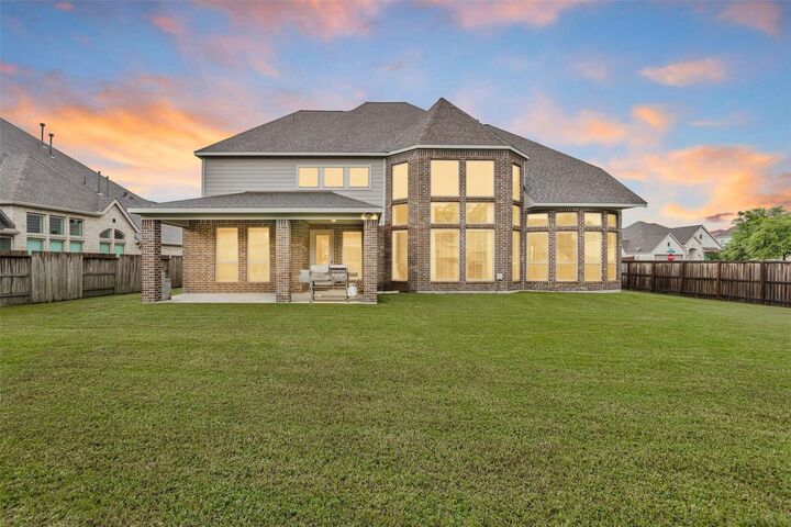 Property Photo:  21422 Martin Tea Trail  TX 77377 