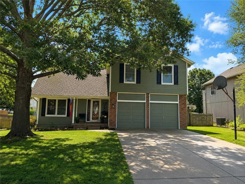 Property Photo:  15739 Horton Lane  KS 66223 