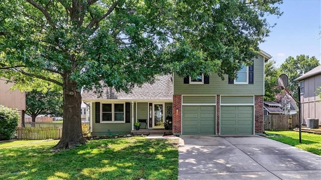Property Photo: 15739 Horton Lane KS 66223
