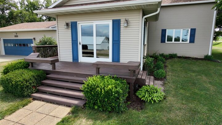 Property Photo: 1267 110th Street IA 51455