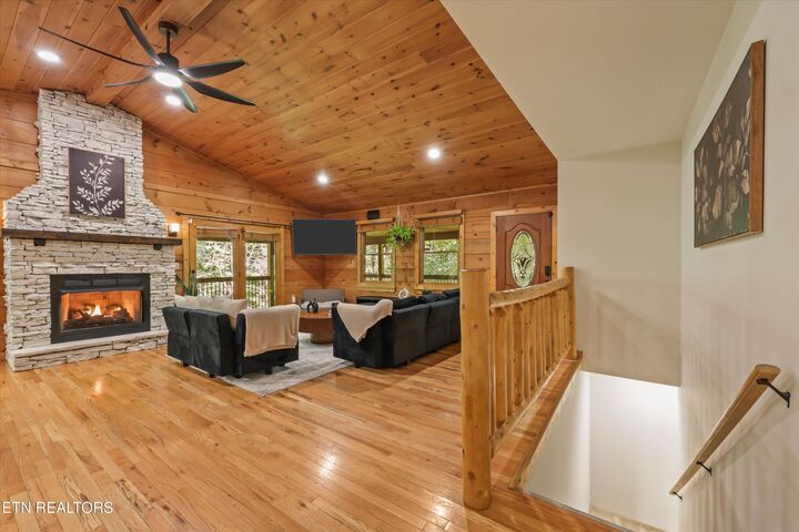 Property Photo:  288 Panther Creek Rd  TN 37876 