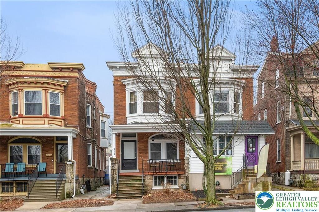 Property Photo: 717 W Broad Street 1 PA 18018