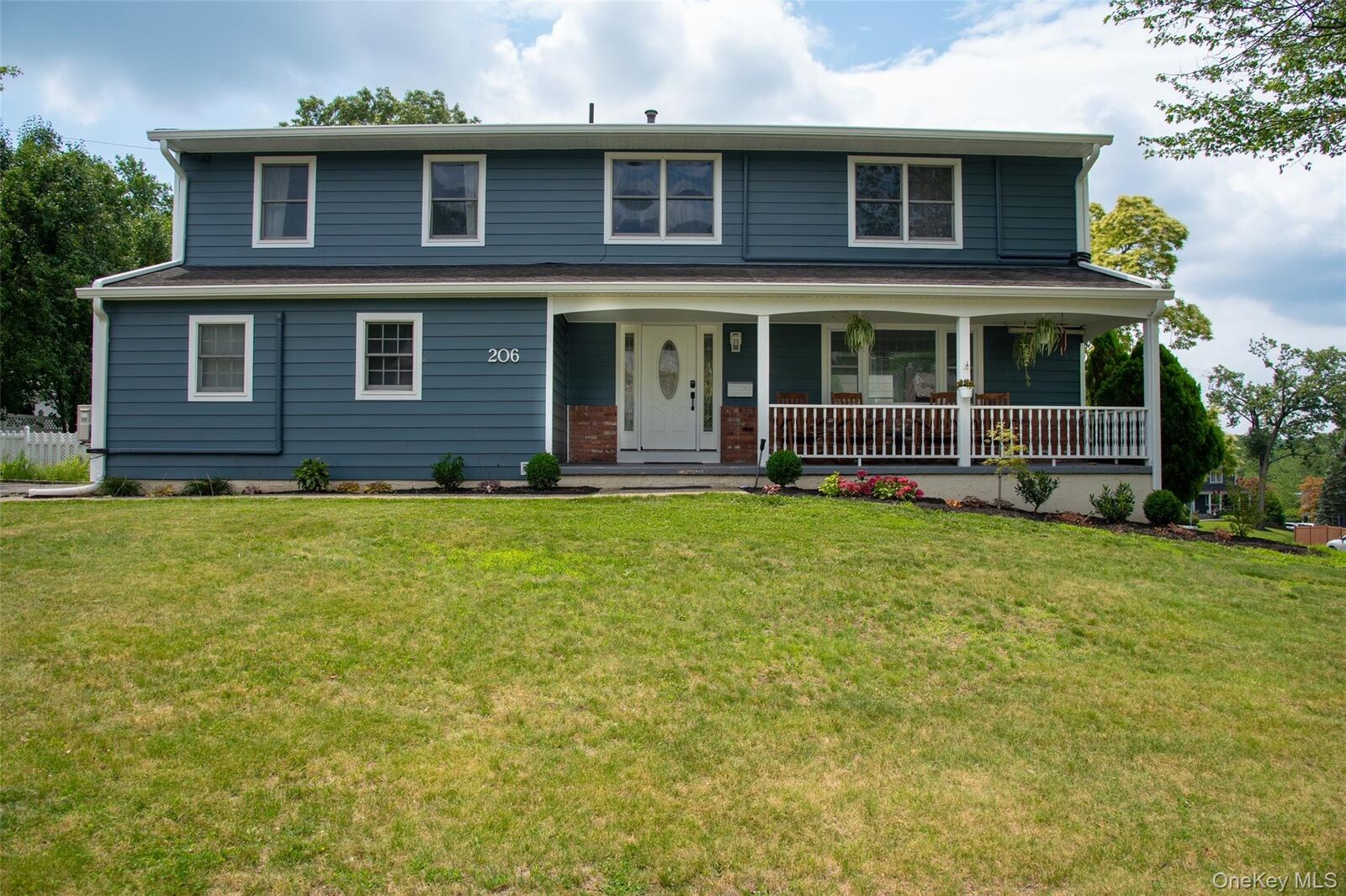 Property Photo: 206 W Central Avenue NY 10965