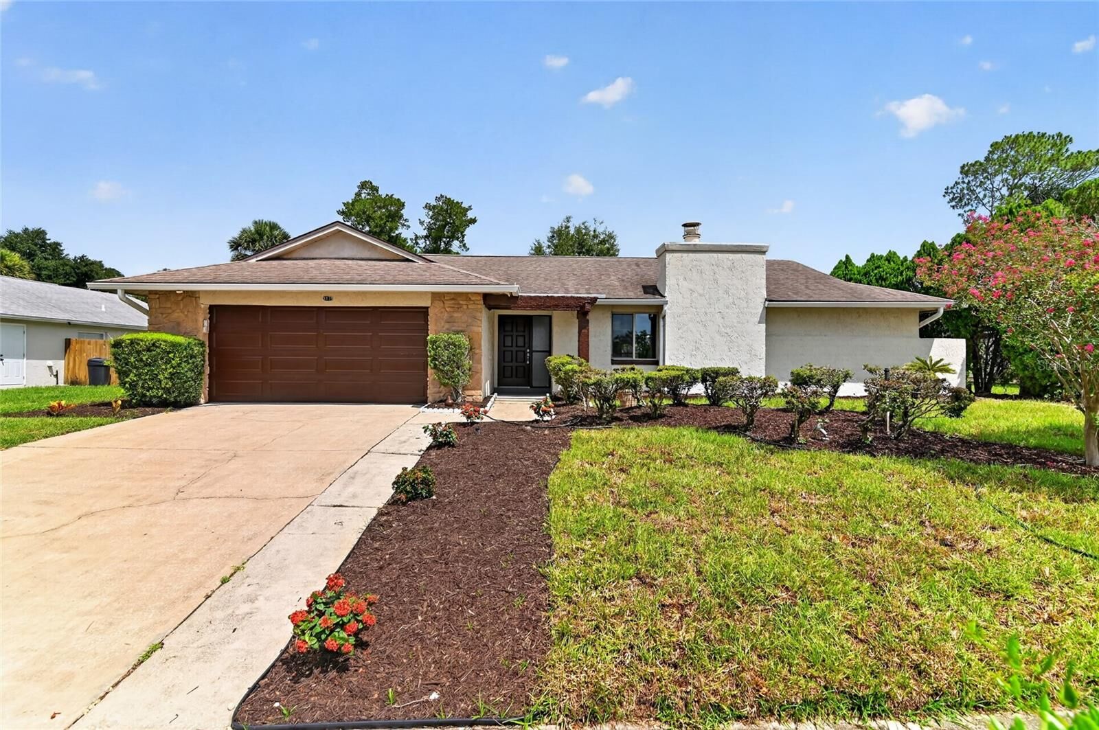 Property Photo:  3179 Foxwood Dr  FL 32703 