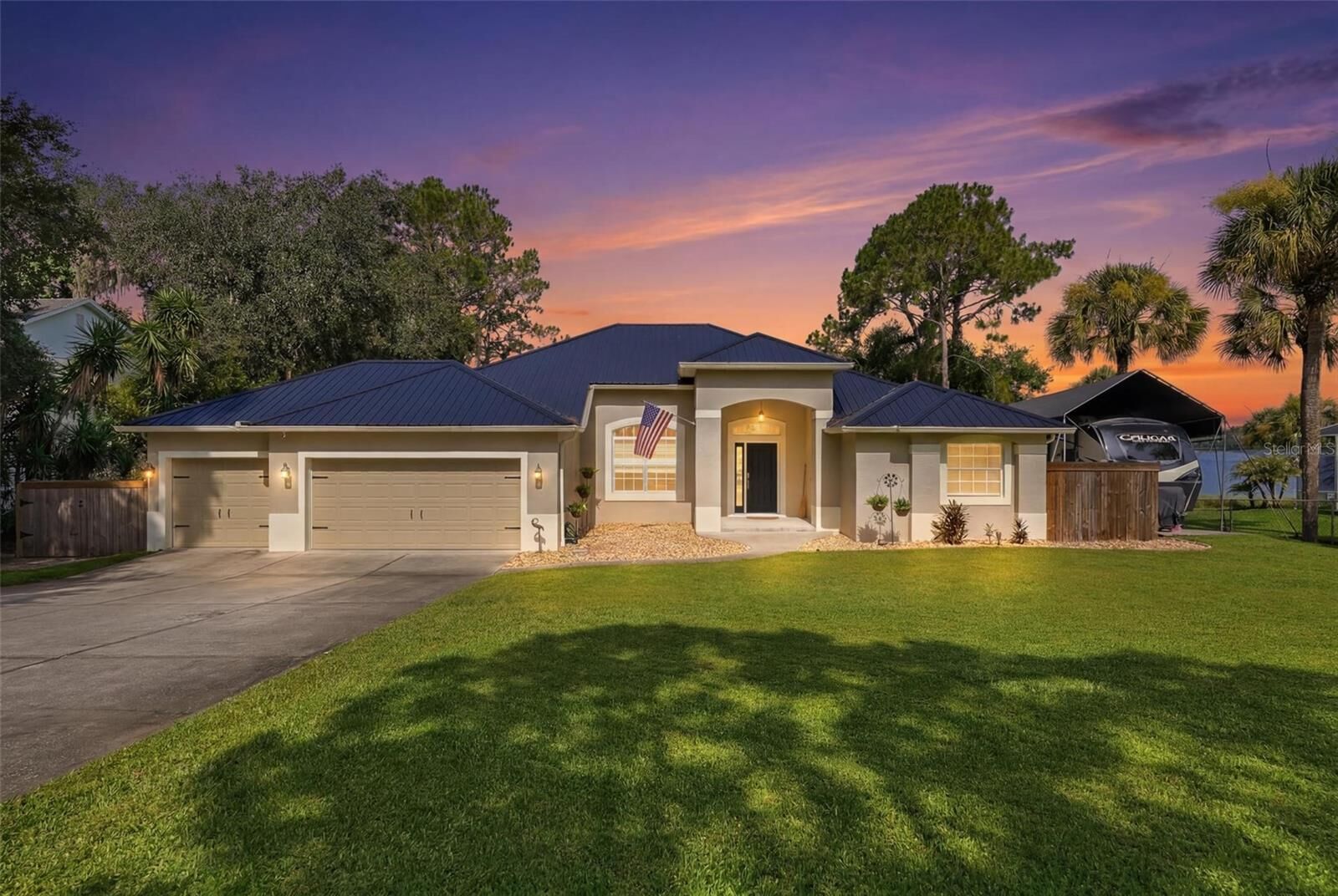 Property Photo:  18233 Rose Street  FL 34736 