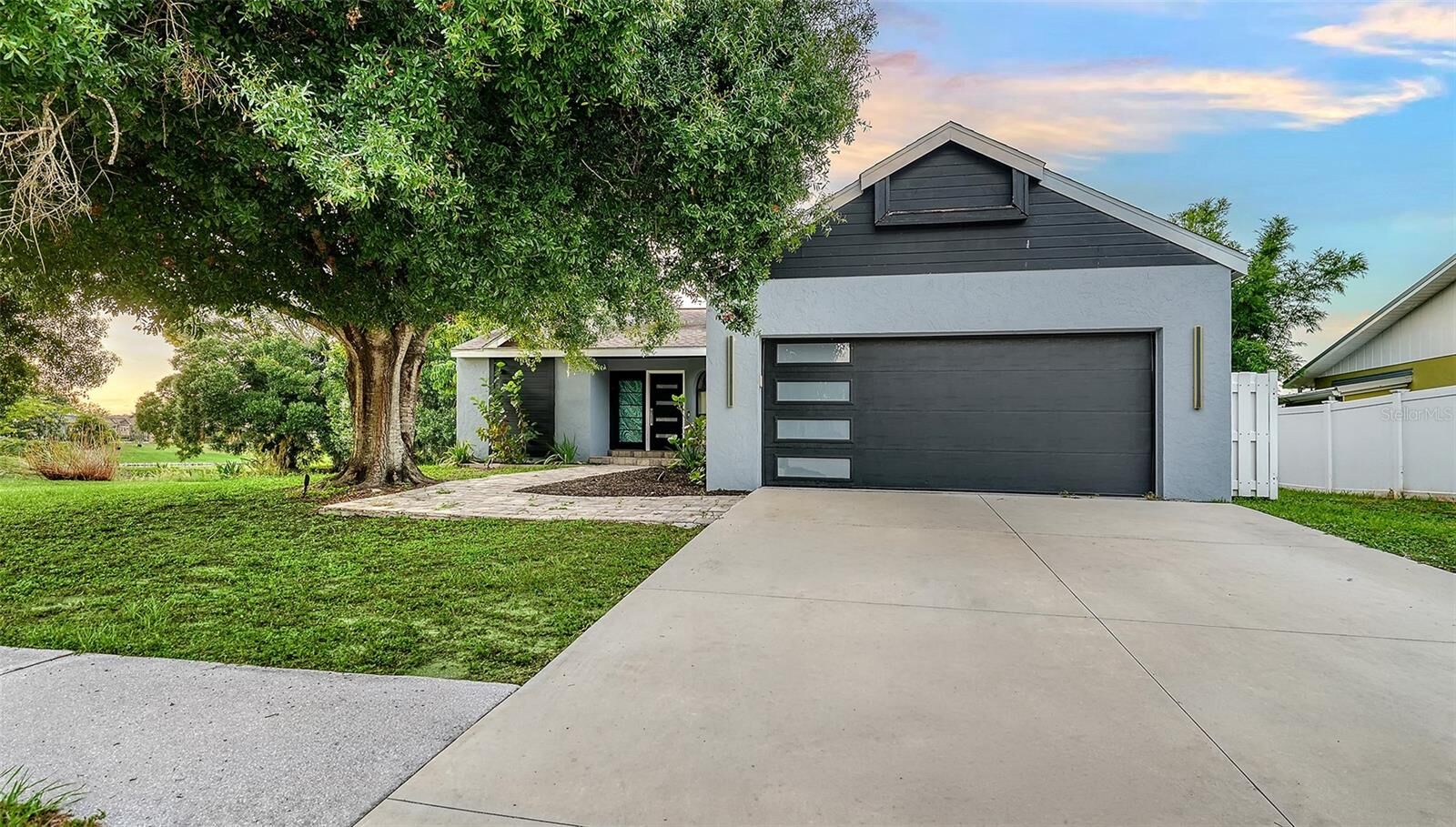 Property Photo: 2481 S Scarlet Oak Court FL 34232