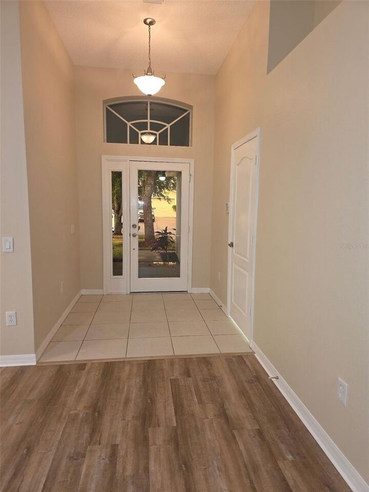 Property Photo:  2313 Lawrence Hall Street  FL 33570 