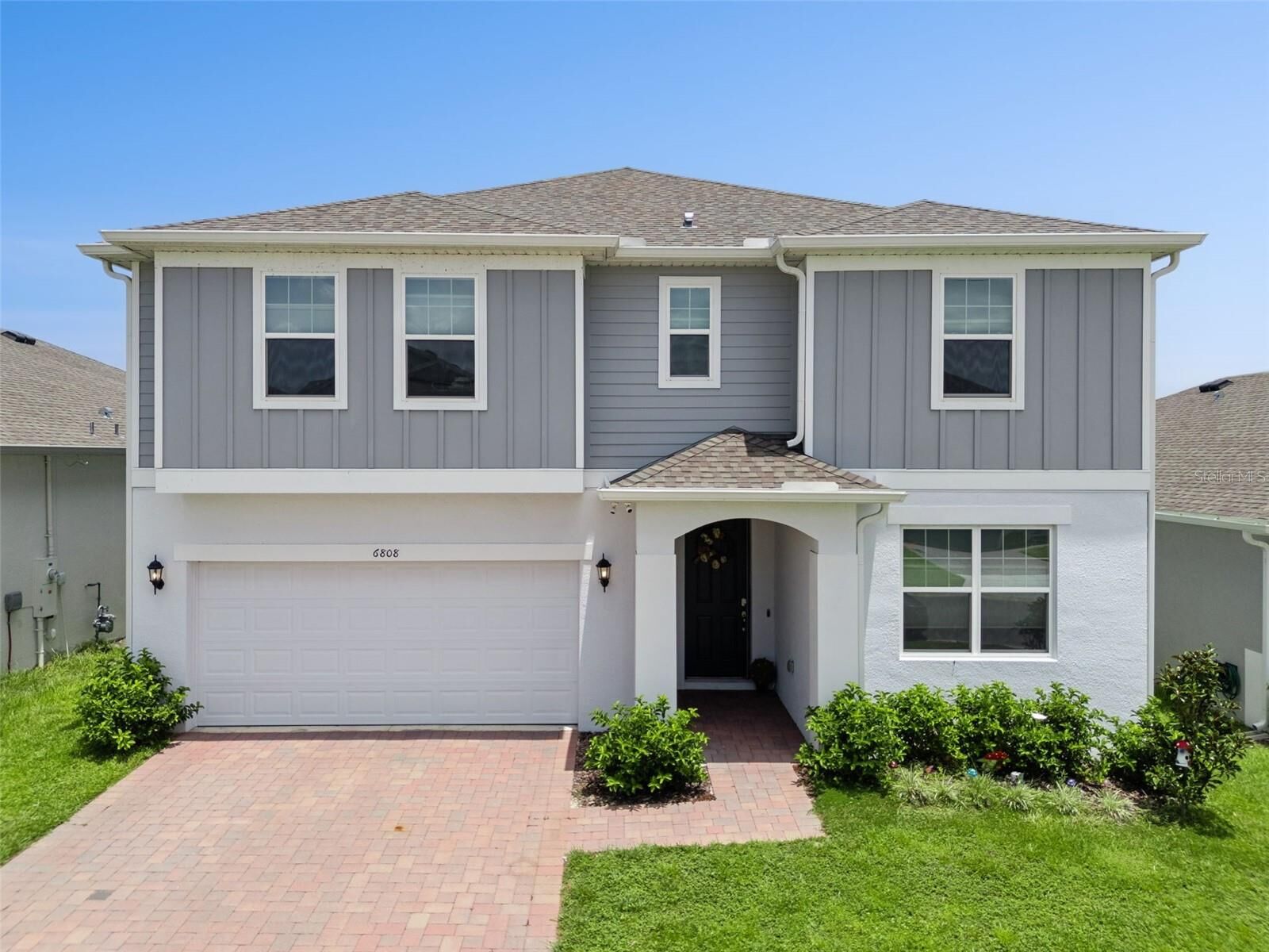 Property Photo: 6808 Serpent Hawk Lane FL 34737