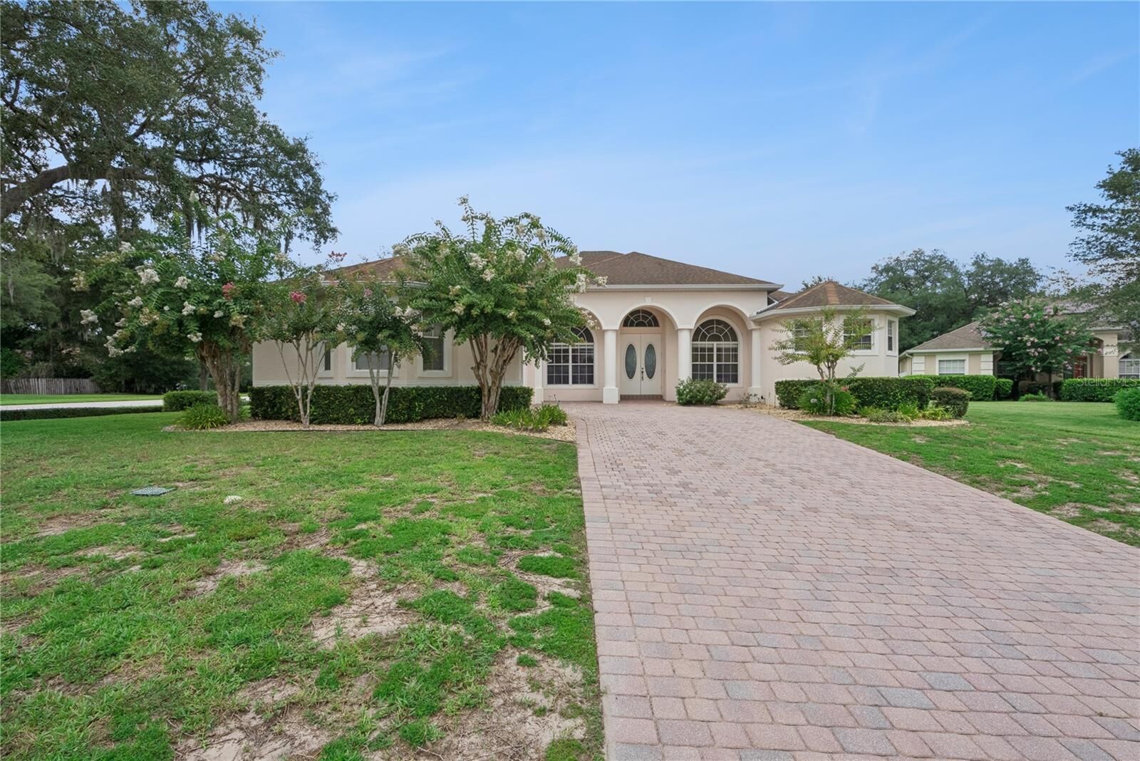 Property Photo: 3700 Dunoon Court FL 32712