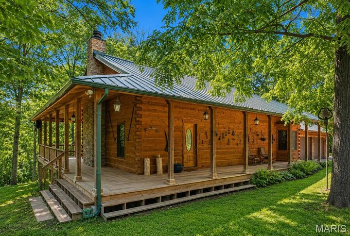Property Photo:  2601 Staunton Road  IL 62294 