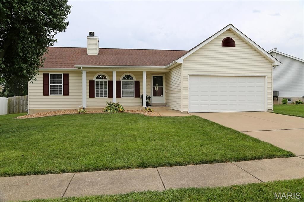 Property Photo: 4 Tomahawk Court MO 63366