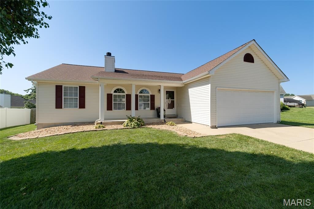 Property Photo:  4 Tomahawk Court  MO 63366 