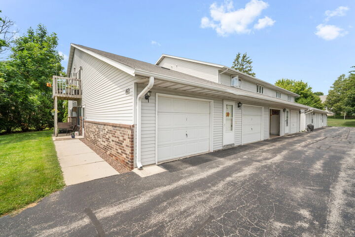Property Photo:  160 S Maple Ave  WI 53086 