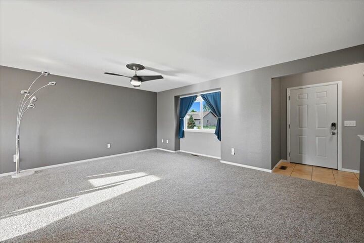 Property Photo:  3915 Gallatin Avenue  SD 57783 