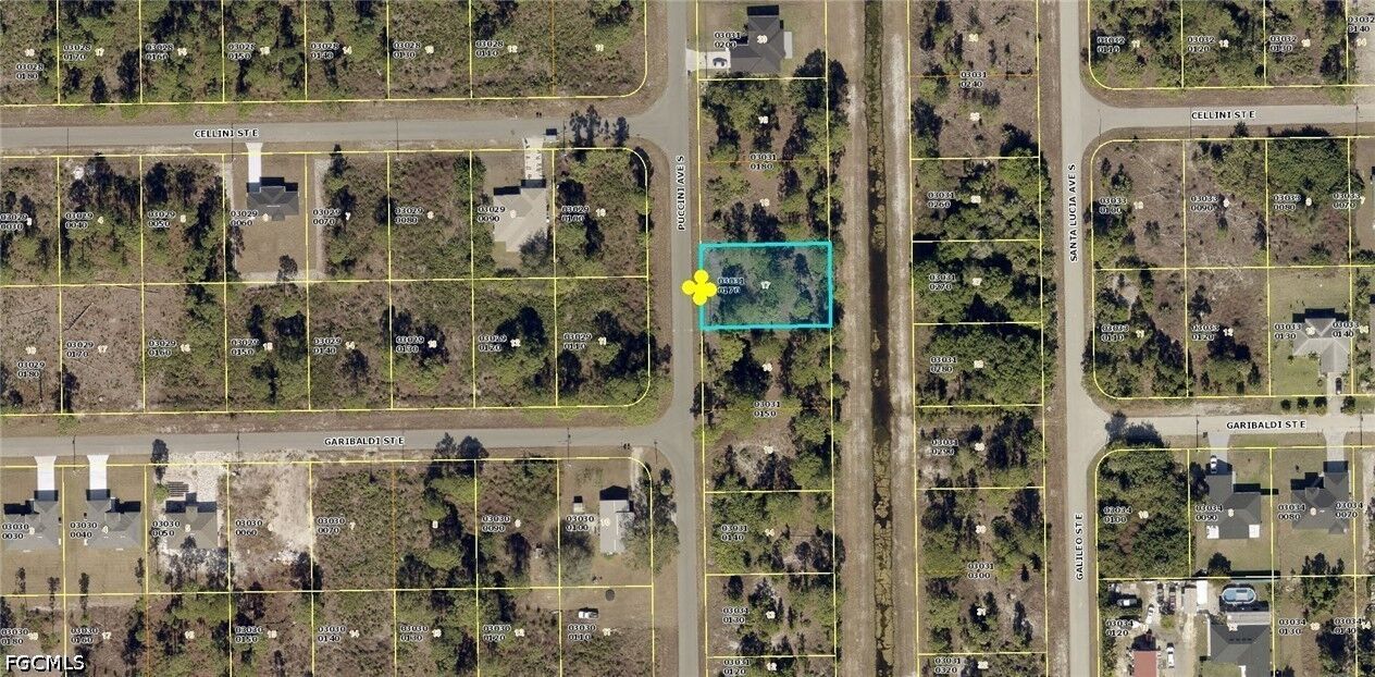 Property Photo:  811 Puccini Avenue S  FL 33974 