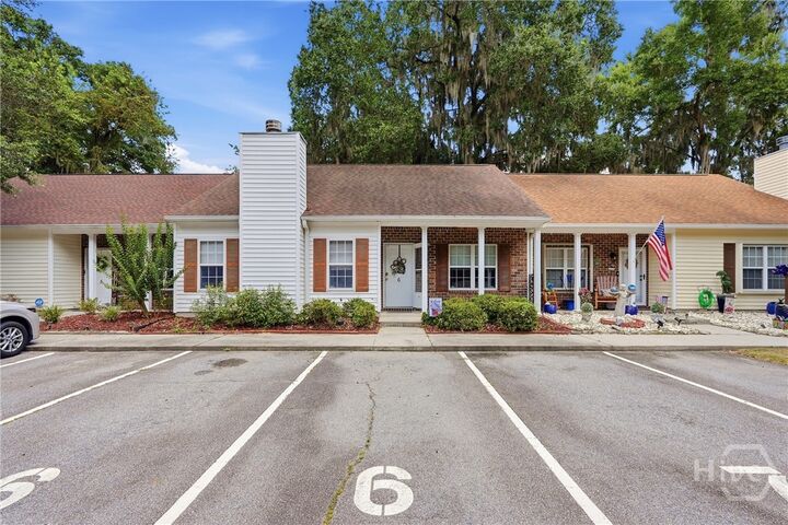 Property Photo: 6 Chaintree Drive GA 31419