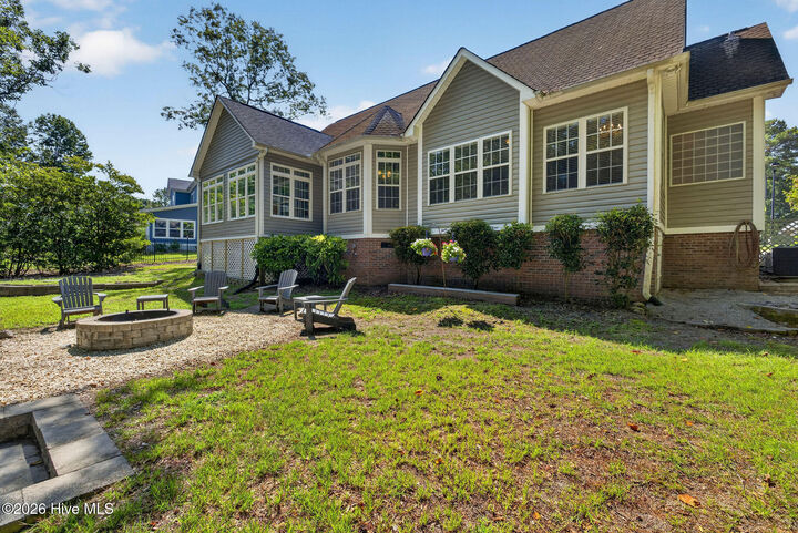 Property Photo:  1537 Grandiflora Drive  NC 28451 
