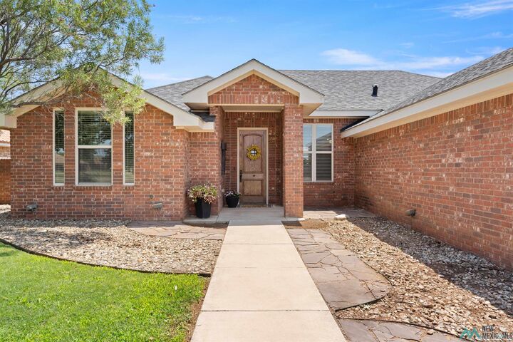 Property Photo:  5013 Lowe Avenue  NM 88101 