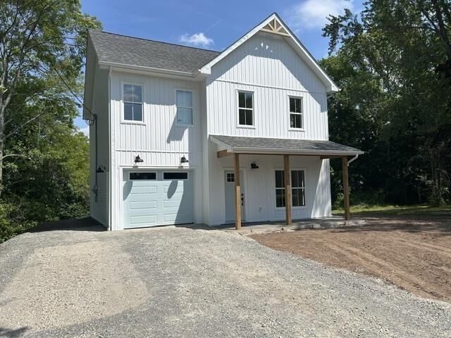 Property Photo: 496 Highland Avenue NS B0N 2T0