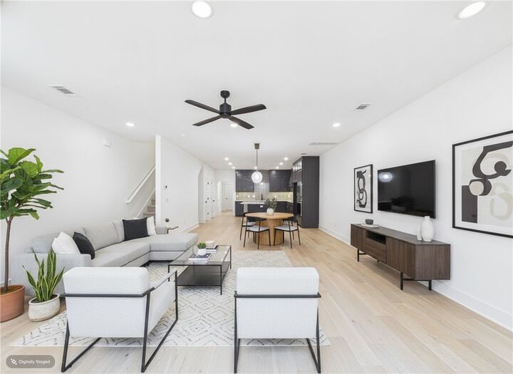 Property Photo:  4116 W Olive Street  AR 72756 