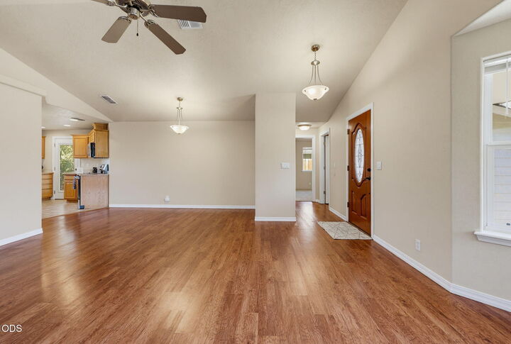 Property Photo: 2642 Esther Lane OR 97527