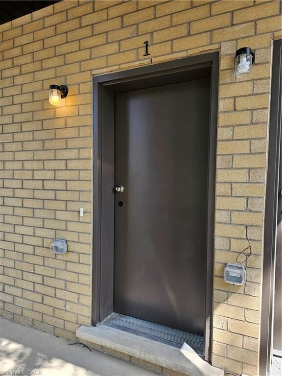Property Photo: 721 Dolph Street N 1 ON N2H 5A1