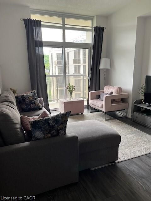 Property Photo:  81 Robinson Street 802  ON L8P 0C2 