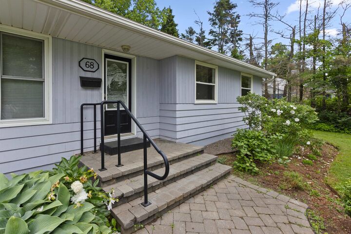 Property Photo: 68 Mount Edward Road PE C1A 5S5