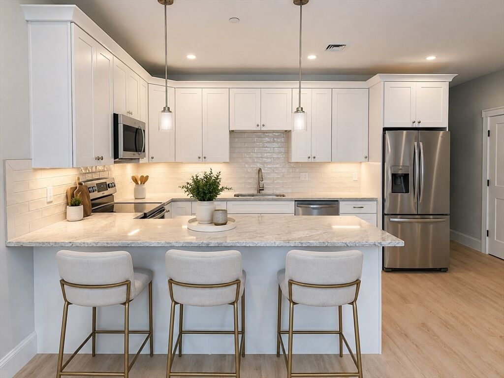 Property Photo: 9 Downer Ct 2 MA 02124