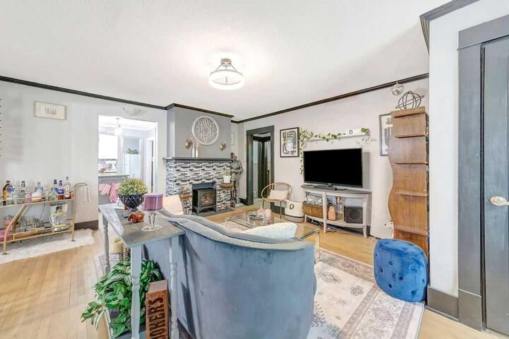 Property Photo: 1512 49 Avenue SK S9V 1T3