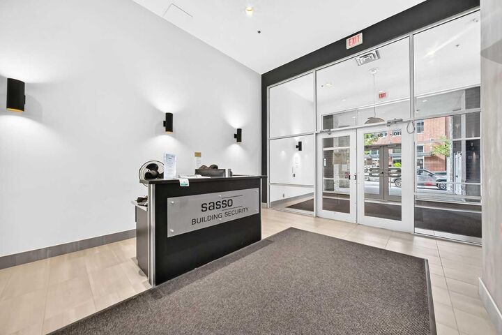Property Photo: 1410 1 Street SE 1402 AB T2G 5T7