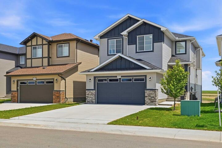 Property Photo:  838 Edgefield Street  AB T0J 1Y0 