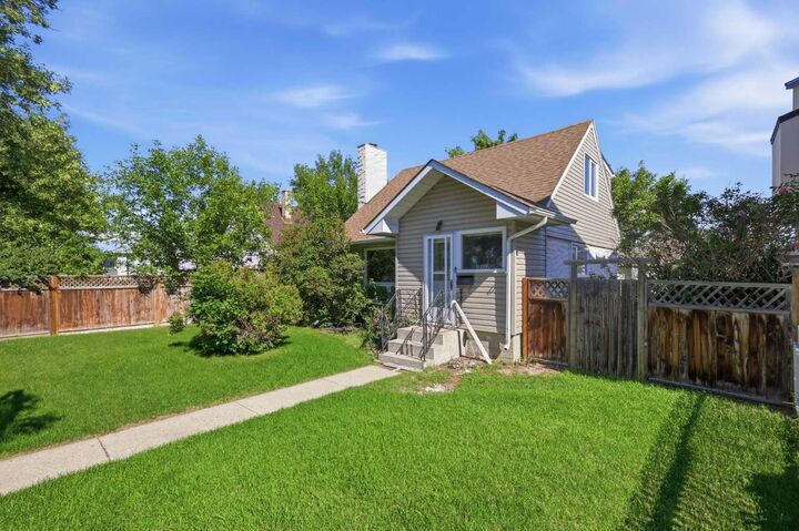 Property Photo: 806 Radford Road NE AB T2E 5G2