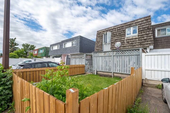 Property Photo: 7627 24A Street SE AB T2C 0Z8