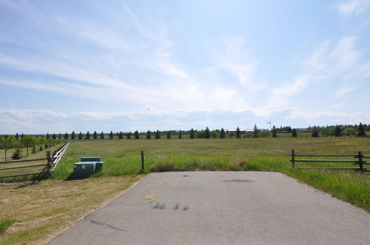 Property Photo:  306059 24 Street W  AB T0L 0X0 