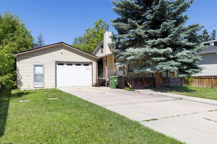 Property Photo: 3819 1 Street NE AB T2E 3E1