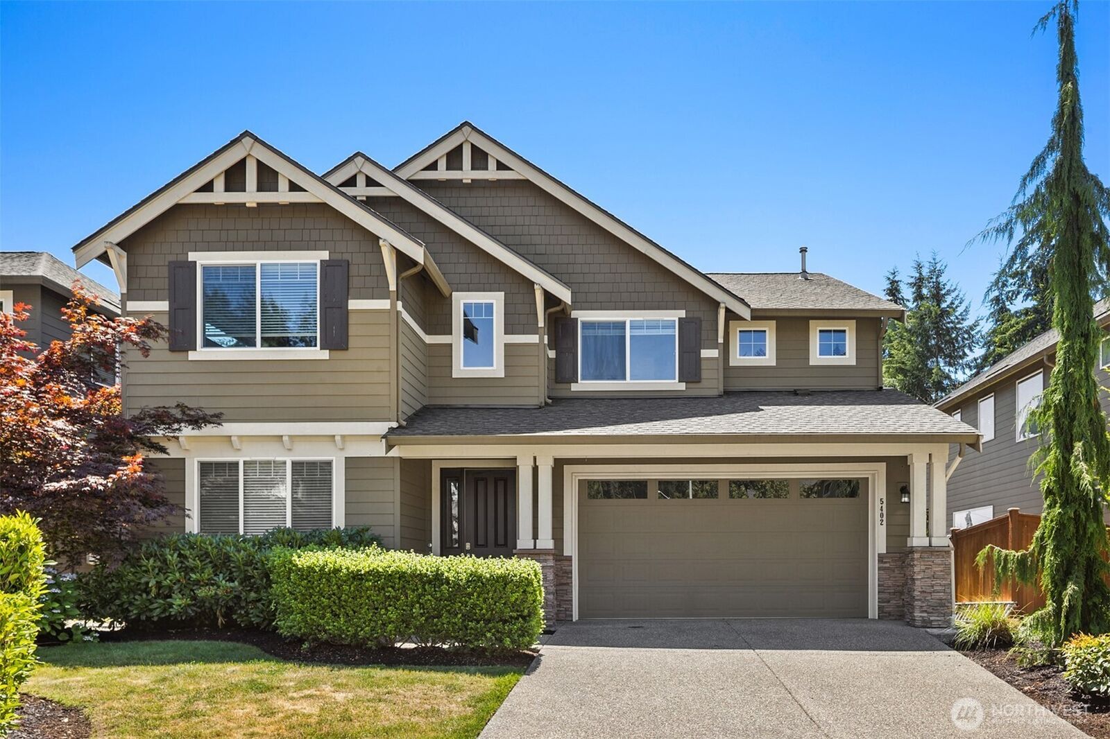 Property Photo: 5402 165th Place SW WA 98037