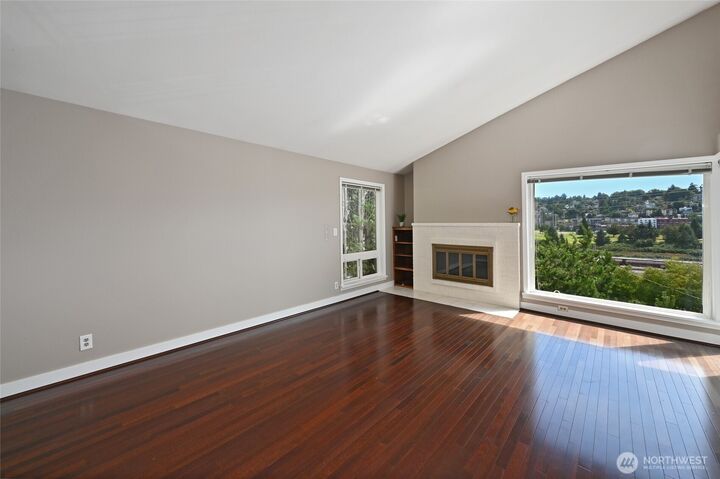 Property Photo:  2636  22nd Avenue W 303  WA 98199 