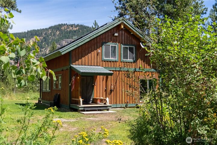 Property Photo:  43  Davelaar Drive  WA 98833 