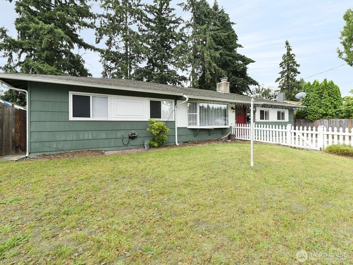 Property Photo: 2612 N Street SE WA 98002