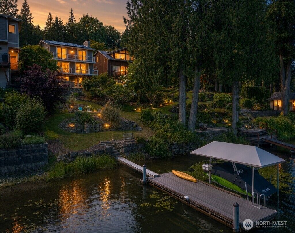 Property Photo:  482 W Lake Samish Drive  WA 98229 