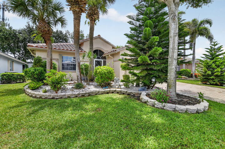 Property Photo: 8158 Duomo Circle FL 33472