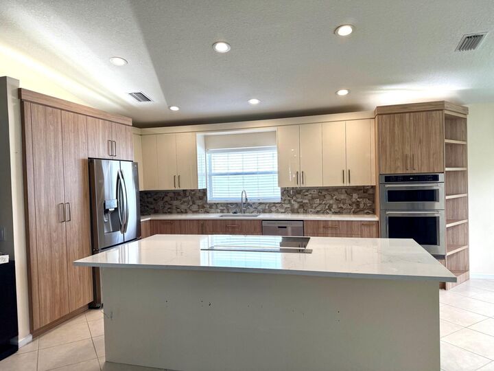 Property Photo:  8135 Playa Del Sur Boulevard  FL 33467 