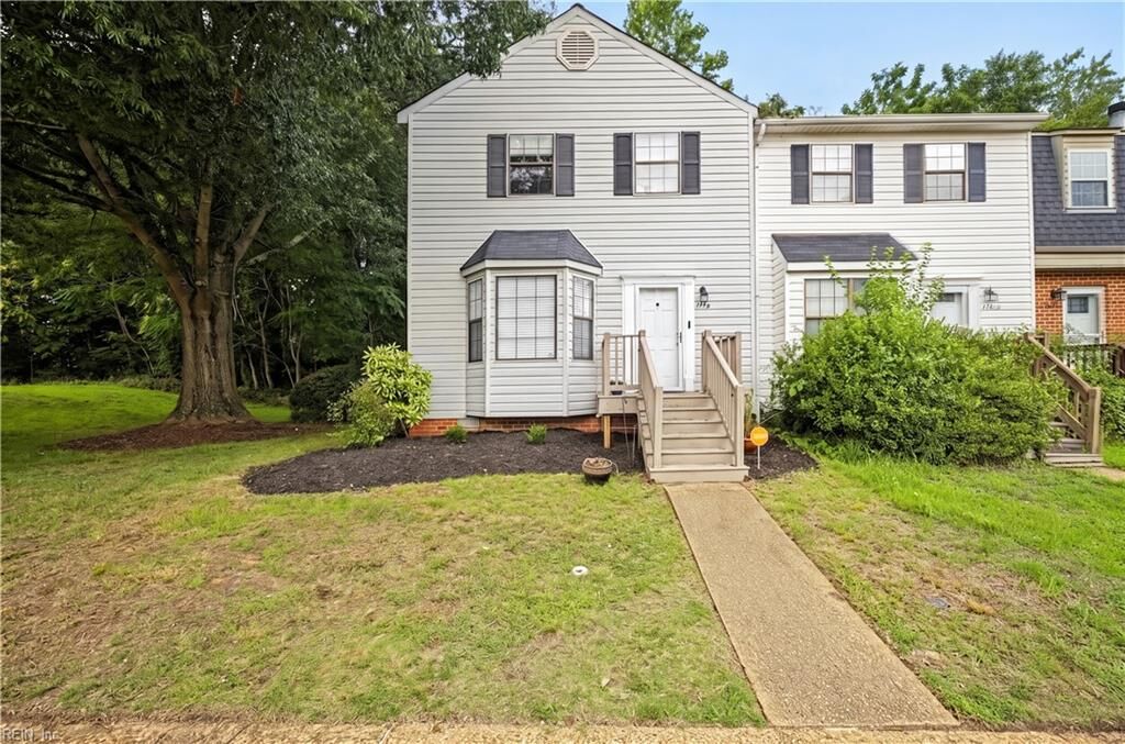 Property Photo:  1758 Skiffes Creek Cir  VA 23185 