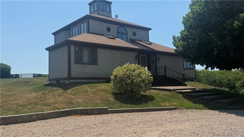 Property Photo:  1501 Beacon Hill Road  RI 02807 