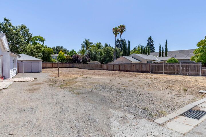 Property Photo:  1422 York Avenue  CA 95008 